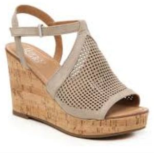 Franco sarto canyon wedge sandal